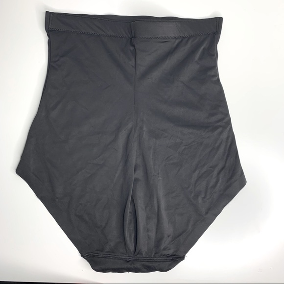 Maidenform Self Expression High-Waisted Briefs - Picture 6 of 9